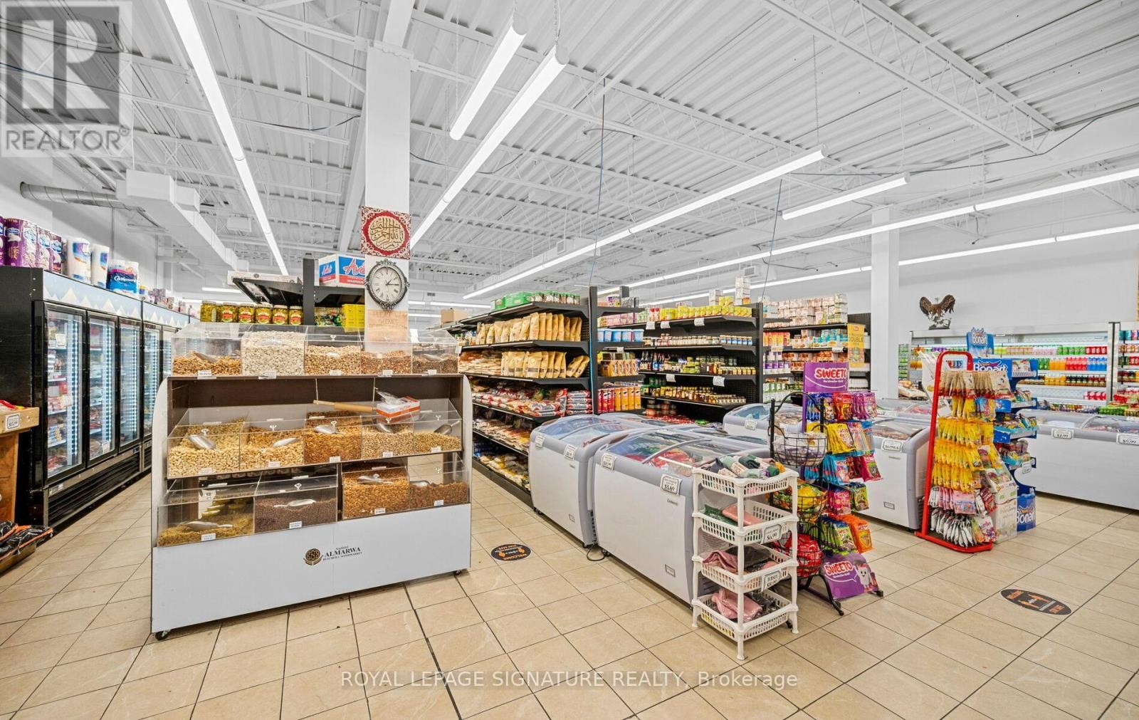 












1A - 3200 ERIN MILLS PARKWAY

,
Mississauga (Erin Mills),




Ontario
L5L1W8

