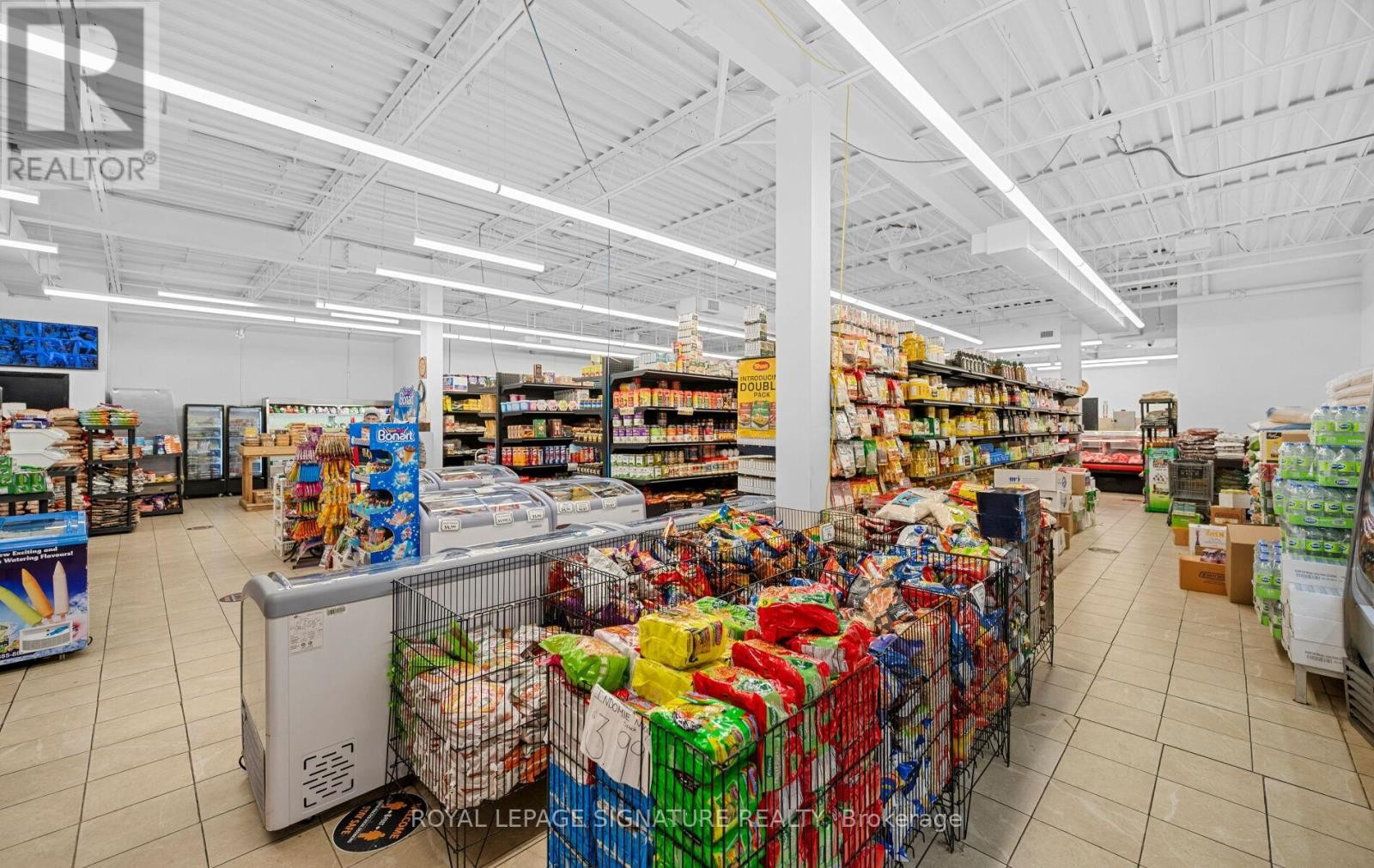 












1A - 3200 ERIN MILLS PARKWAY

,
Mississauga (Erin Mills),




Ontario
L5L1W8

