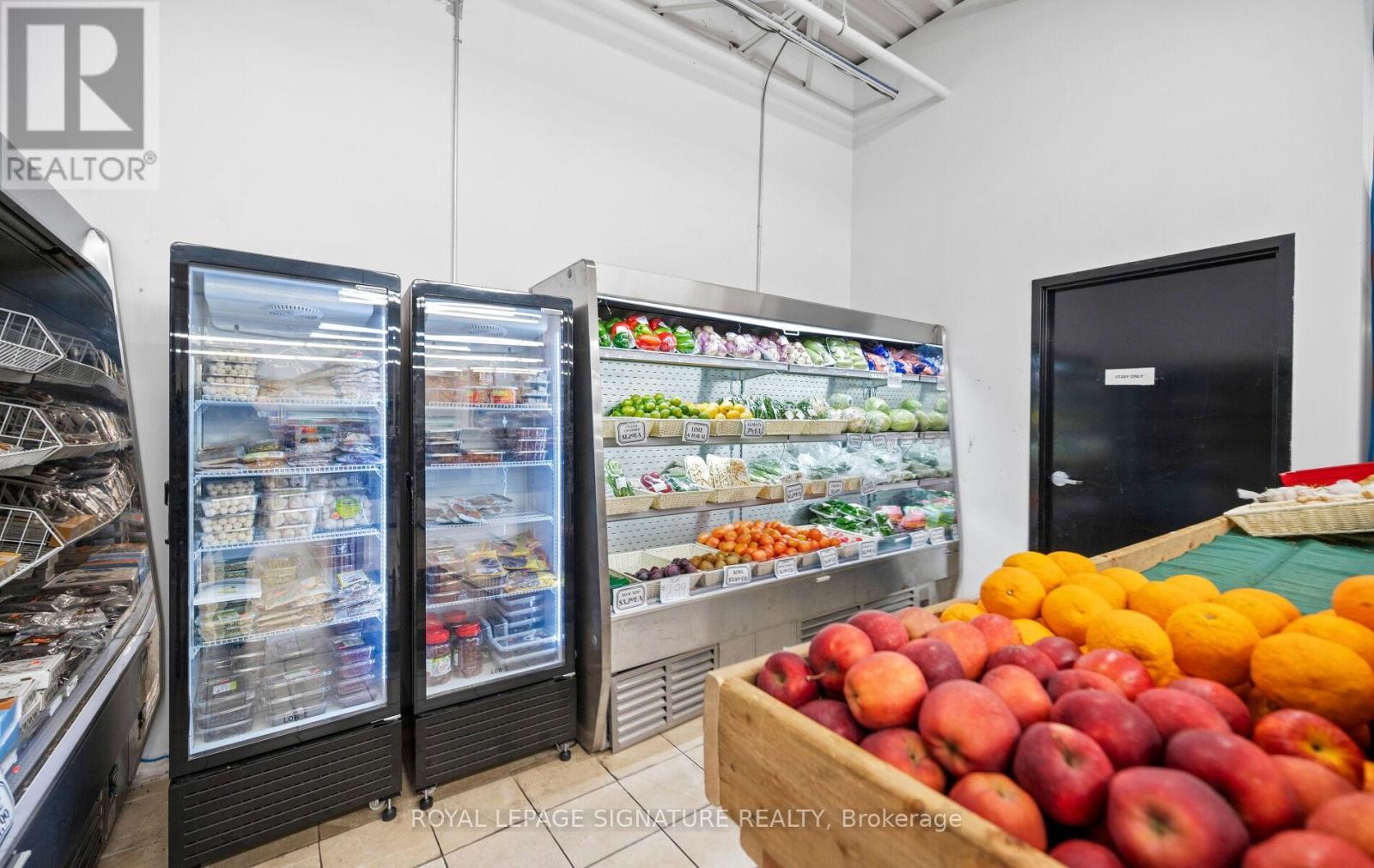 












1A - 3200 ERIN MILLS PARKWAY

,
Mississauga (Erin Mills),




Ontario
L5L1W8

