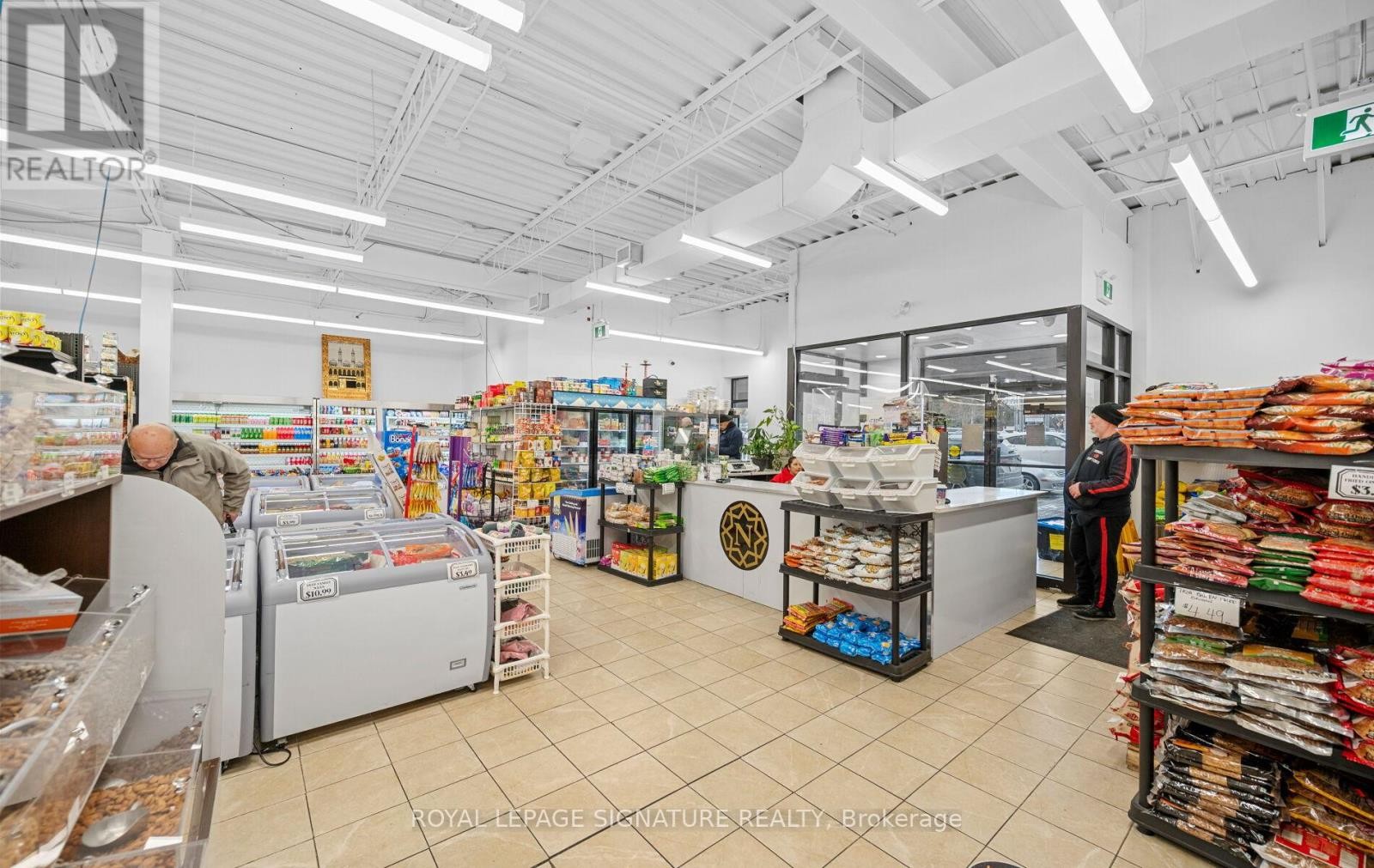 












1A - 3200 ERIN MILLS PARKWAY

,
Mississauga (Erin Mills),




Ontario
L5L1W8

