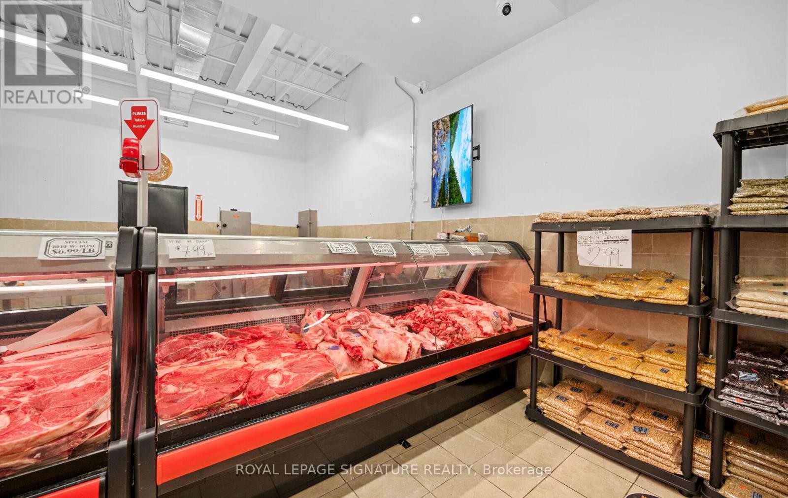 












1A - 3200 ERIN MILLS PARKWAY

,
Mississauga (Erin Mills),




Ontario
L5L1W8

