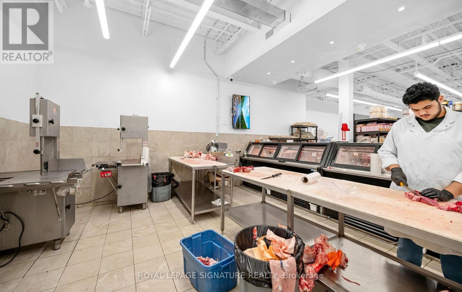 












1A - 3200 ERIN MILLS PARKWAY

,
Mississauga (Erin Mills),




Ontario
L5L1W8

