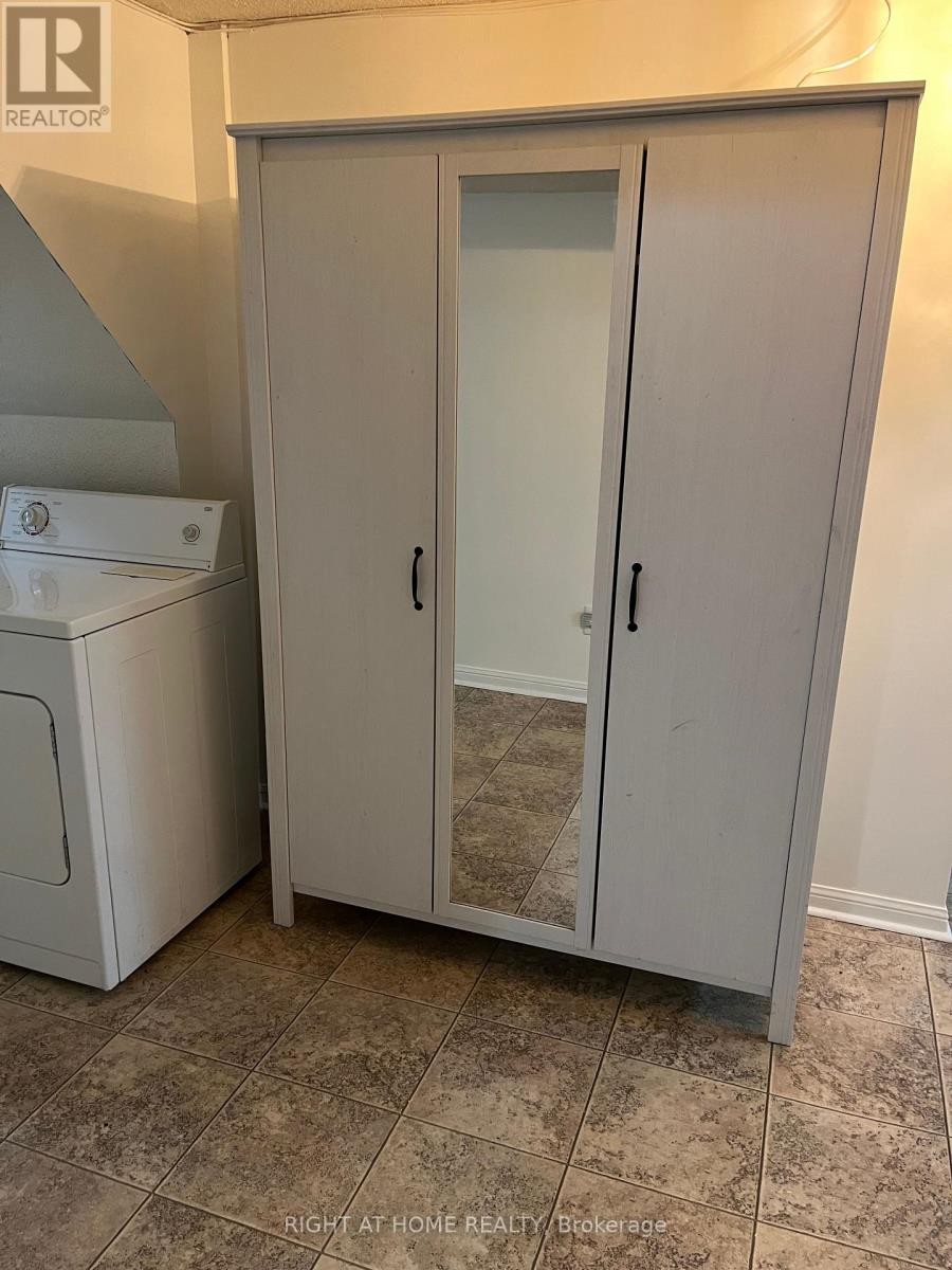 












LOWER LEVEL BSMENT - 26 PANORAMA CRESCENT

,
Brampton (Northgate),




Ontario
L6S3T9

