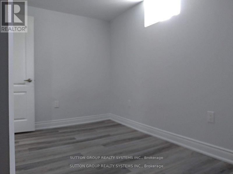 












B 2 - 4297 TRAILMASTER DRIVE

,
Mississauga (East Credit),




Ontario
L5V3C4

