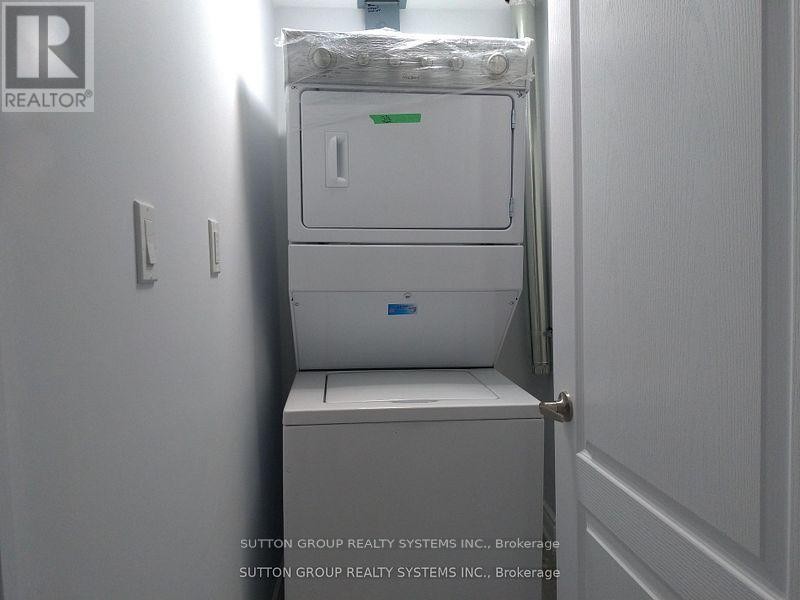 












B 2 - 4297 TRAILMASTER DRIVE

,
Mississauga (East Credit),




Ontario
L5V3C4

