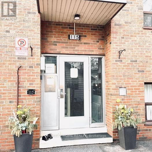 












2 - 115 EIGHTH STREET

,
Toronto (New Toronto),




Ontario
M8V3C5

