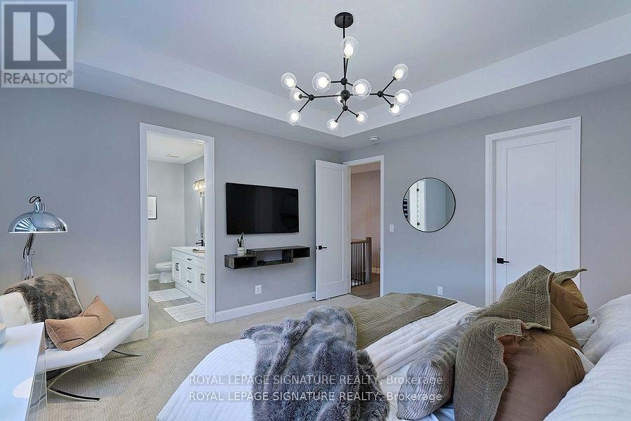 












1467 LAKEPORT CRESCENT

,
Oakville (JM Joshua Meadows),




Ontario
L6H3S1

