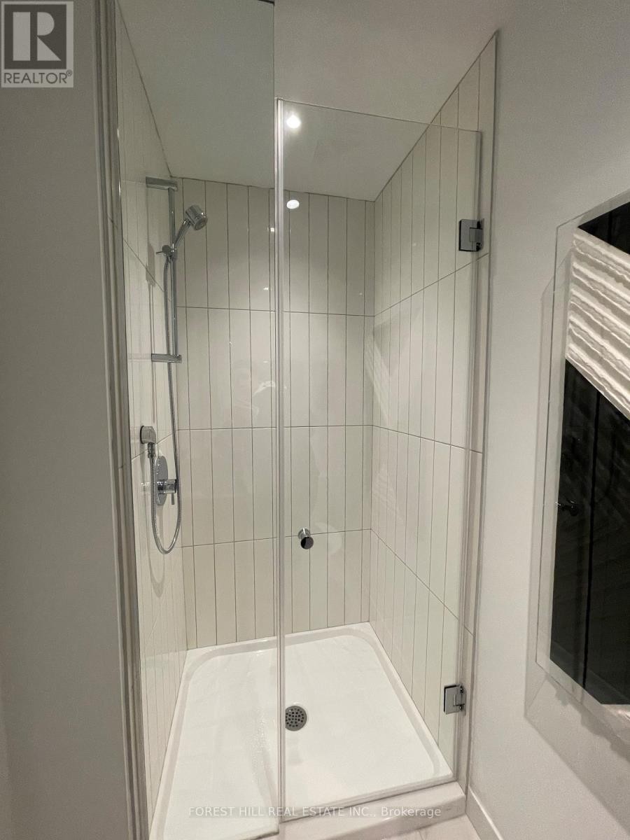 












616 - 9 CROHAM ROAD

,
Toronto (Briar Hill-Belgravia),




Ontario
M6E0B3

