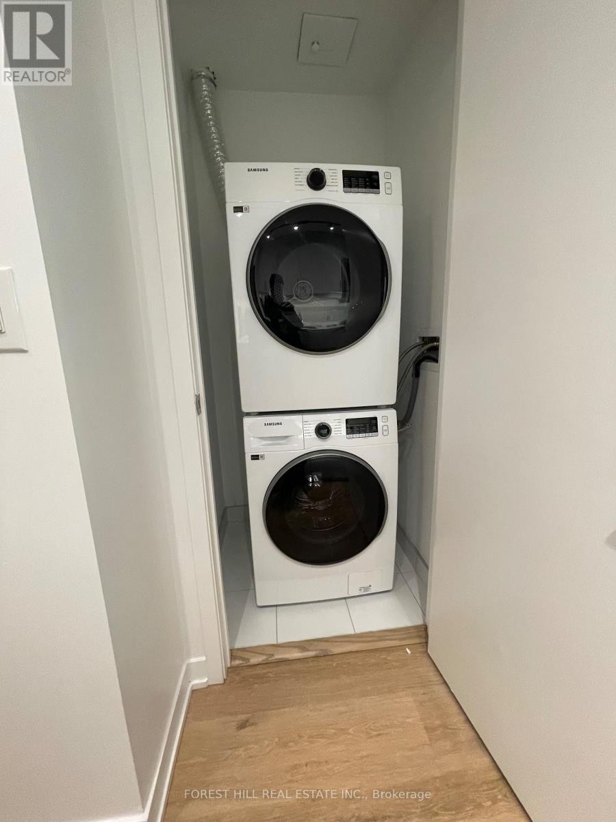 












616 - 9 CROHAM ROAD

,
Toronto (Briar Hill-Belgravia),




Ontario
M6E0B3

