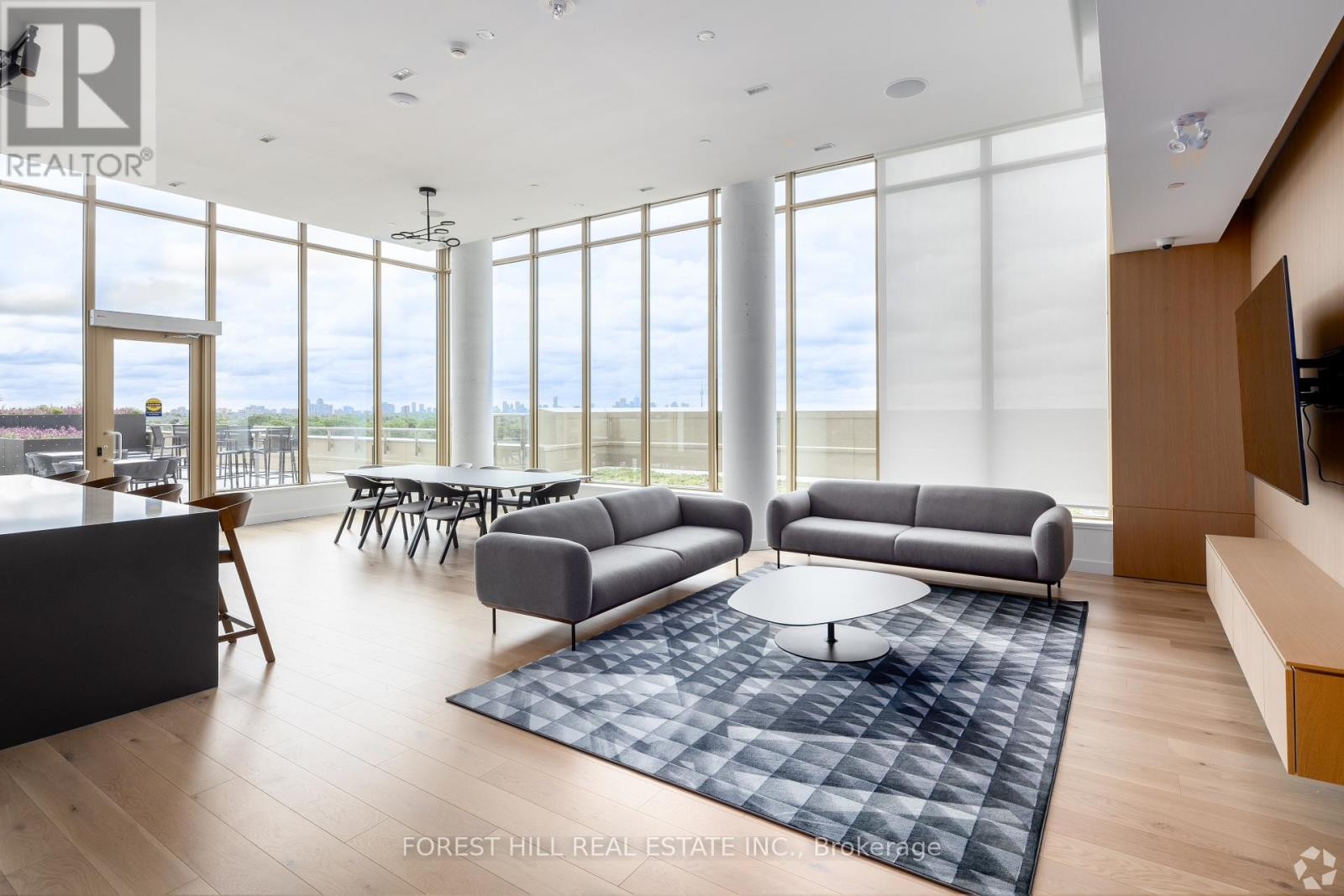 












616 - 9 CROHAM ROAD

,
Toronto (Briar Hill-Belgravia),




Ontario
M6E0B3

