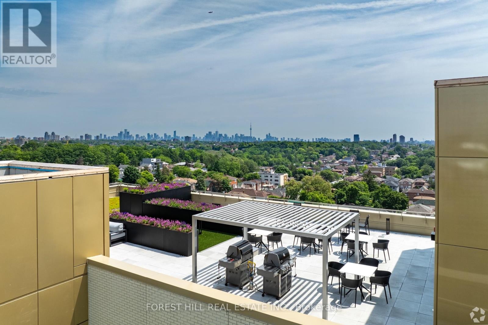 












616 - 9 CROHAM ROAD

,
Toronto (Briar Hill-Belgravia),




Ontario
M6E0B3

