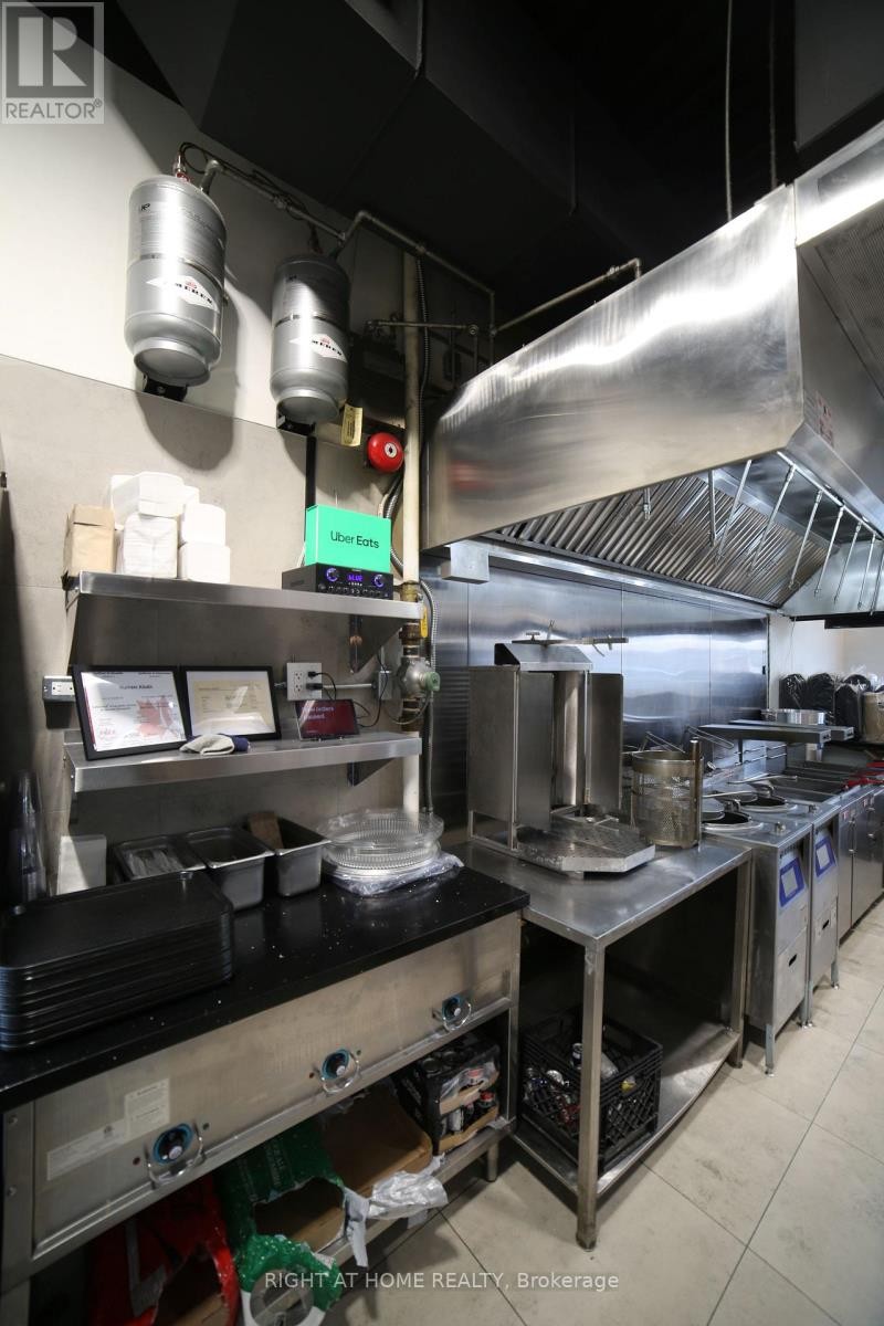 












25 - 3460 PLATINUM DRIVE

,
Mississauga (Churchill Meadows),




Ontario
L5M7N4

