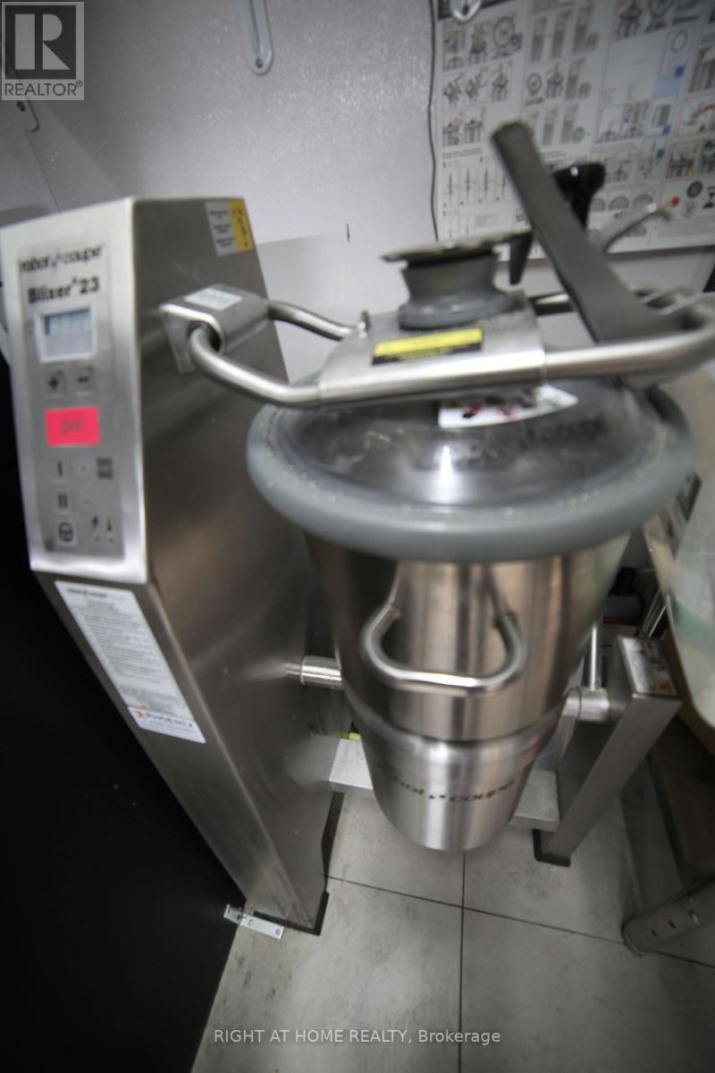 












25 - 3460 PLATINUM DRIVE

,
Mississauga (Churchill Meadows),




Ontario
L5M7N4

