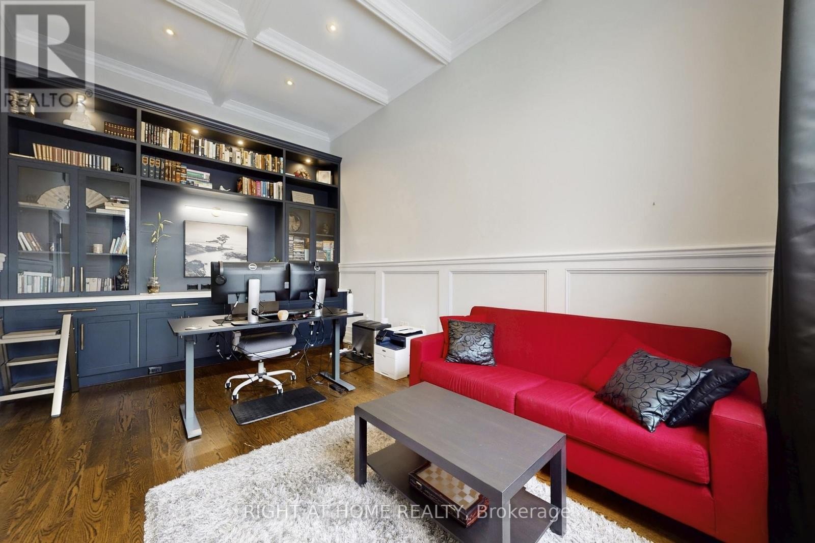 












129 MEADOWBANK ROAD

,
Toronto (Islington-City Centre West),




Ontario
M9B5E2

