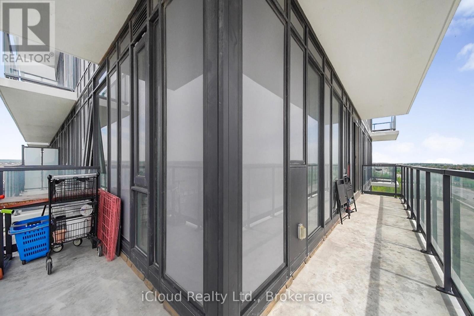 












709 - 215 VETERANS DRIVE

,
Brampton (Northwest Brampton),




Ontario
L7A4S6

