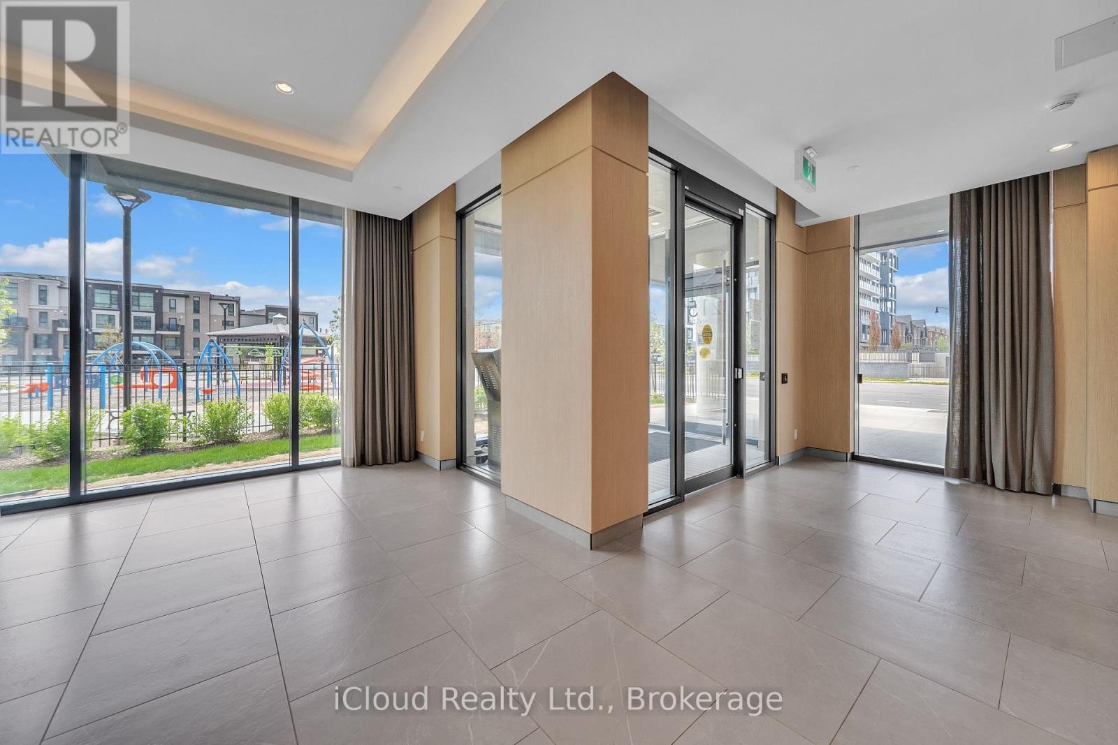 












709 - 215 VETERANS DRIVE

,
Brampton (Northwest Brampton),




Ontario
L7A4S6

