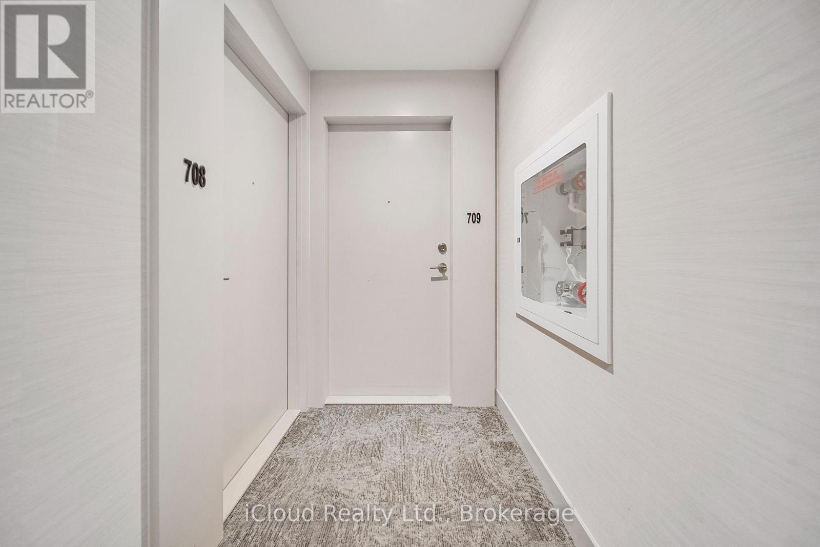 












709 - 215 VETERANS DRIVE

,
Brampton (Northwest Brampton),




Ontario
L7A4S6

