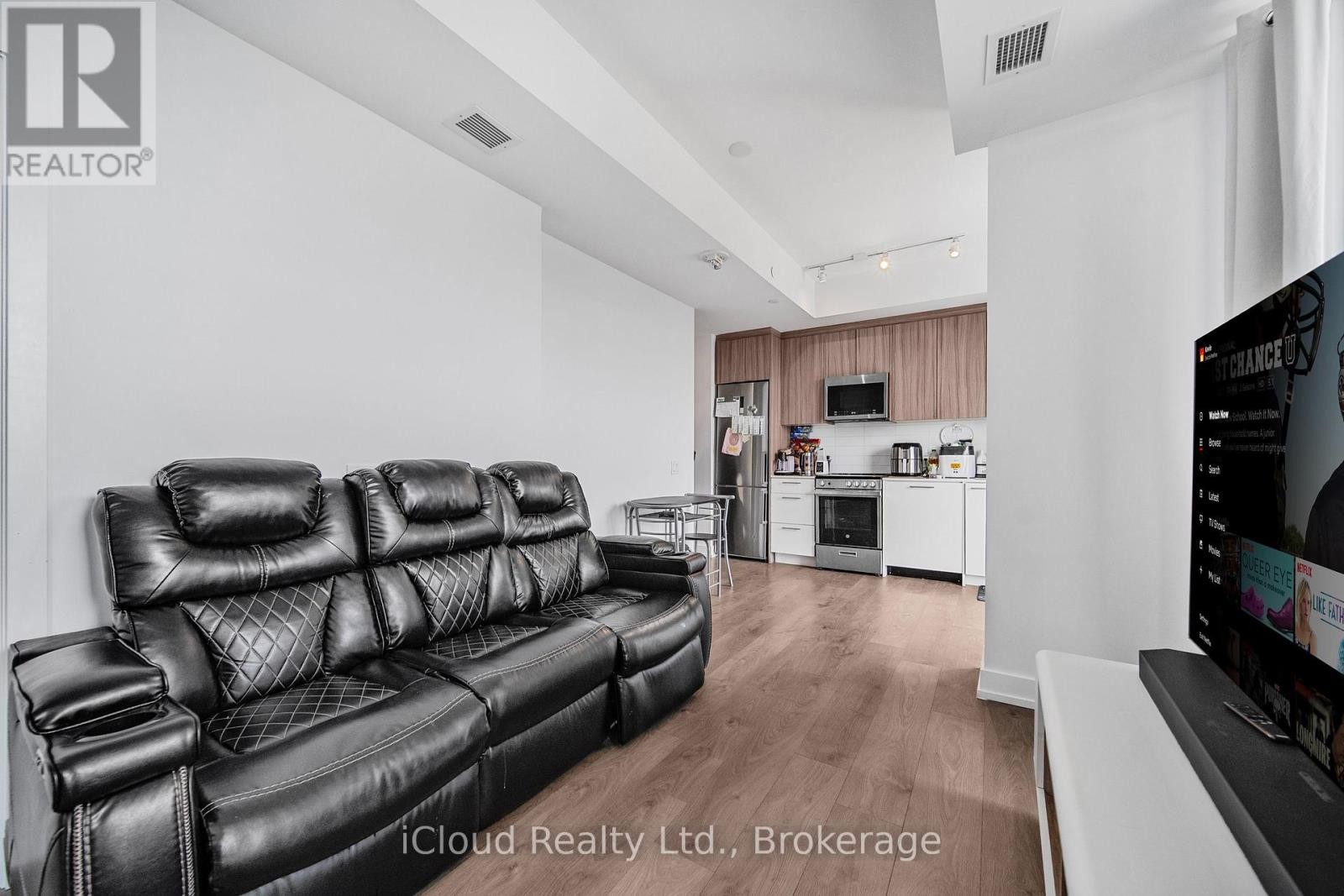 












709 - 215 VETERANS DRIVE

,
Brampton (Northwest Brampton),




Ontario
L7A4S6

