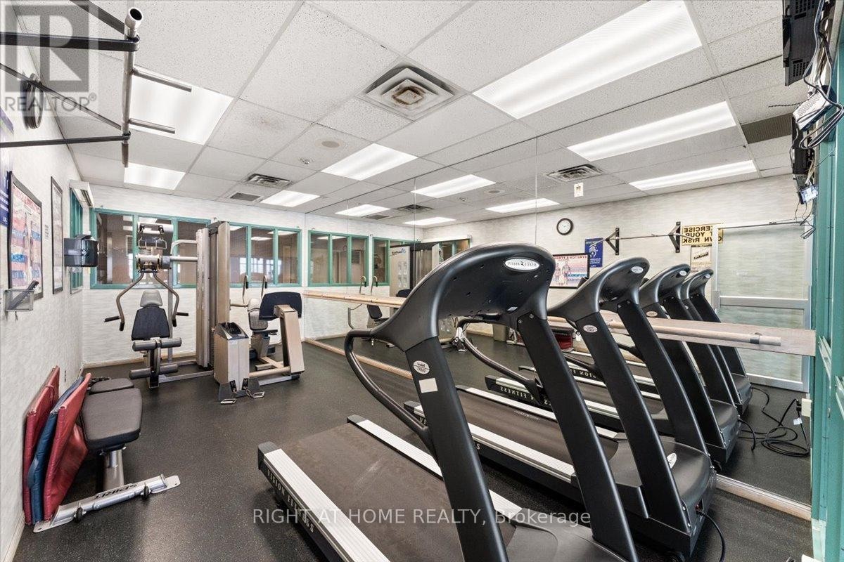 












1105 - 4450 TUCANA COURT

,
Mississauga (Hurontario),




Ontario
L5R3R4

