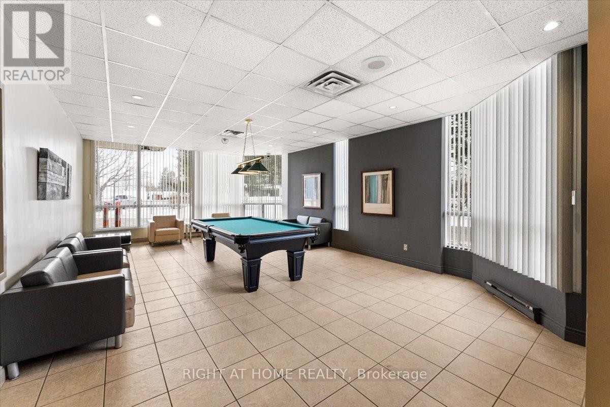 












1105 - 4450 TUCANA COURT

,
Mississauga (Hurontario),




Ontario
L5R3R4

