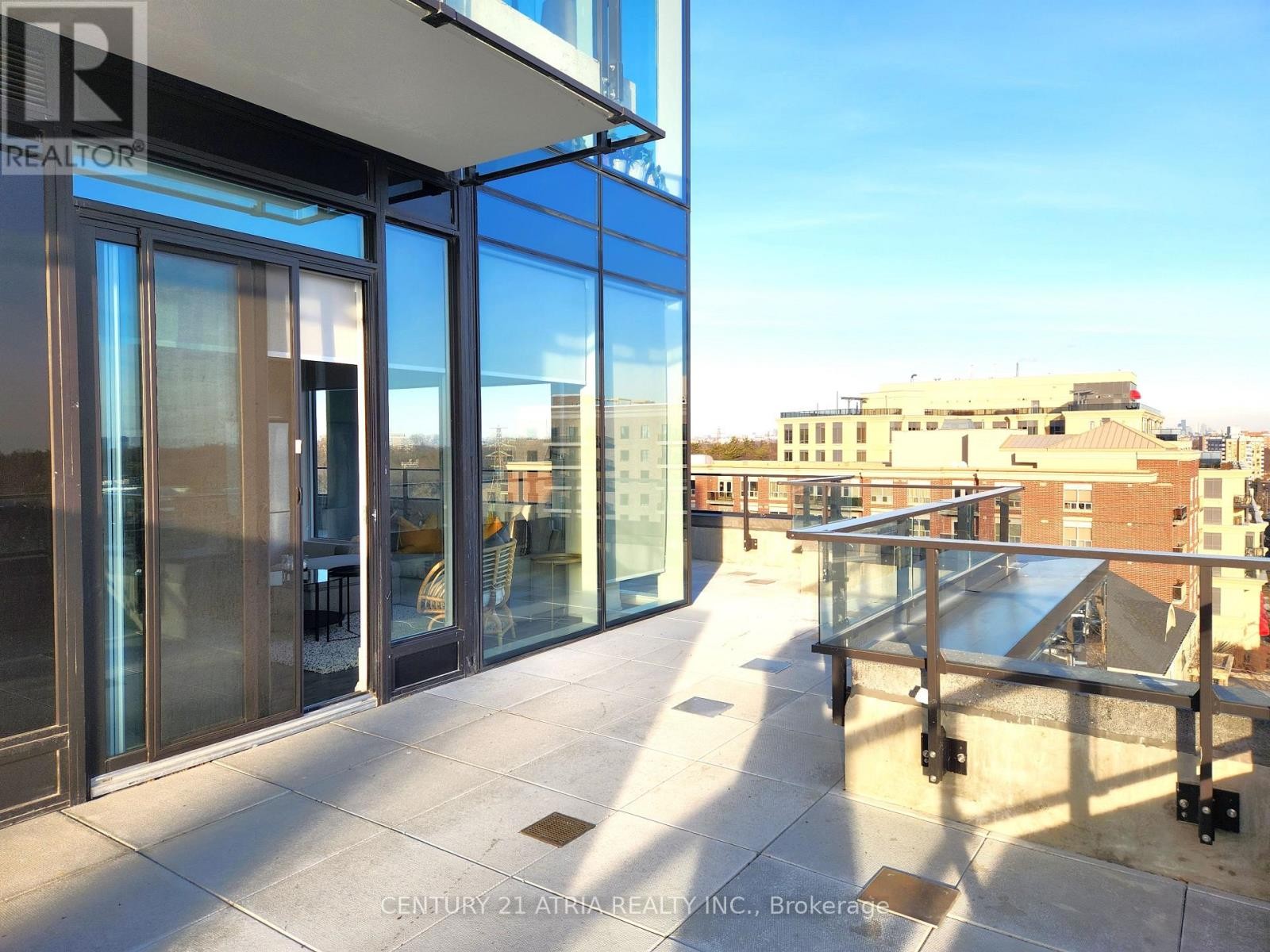 












604 - 4208 DUNDAS STREET W

,
Toronto (Edenbridge-Humber Valley),




Ontario
M8X1Y6

