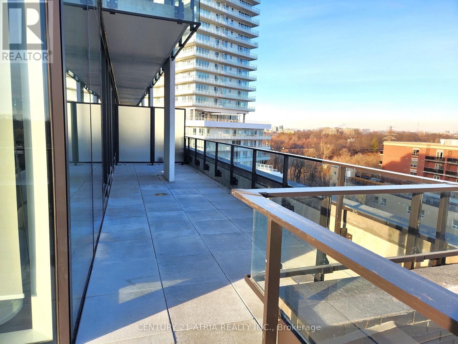 












604 - 4208 DUNDAS STREET W

,
Toronto (Edenbridge-Humber Valley),




Ontario
M8X1Y6

