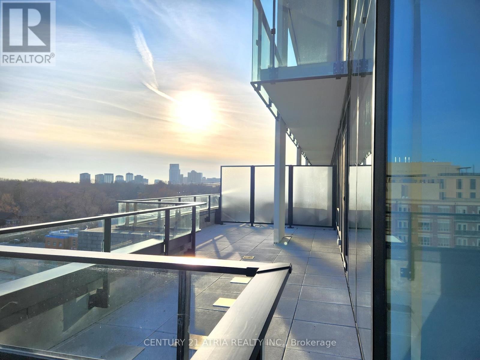 












604 - 4208 DUNDAS STREET W

,
Toronto (Edenbridge-Humber Valley),




Ontario
M8X1Y6

