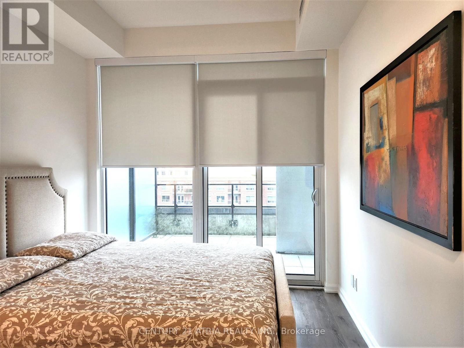 












604 - 4208 DUNDAS STREET W

,
Toronto (Edenbridge-Humber Valley),




Ontario
M8X1Y6

