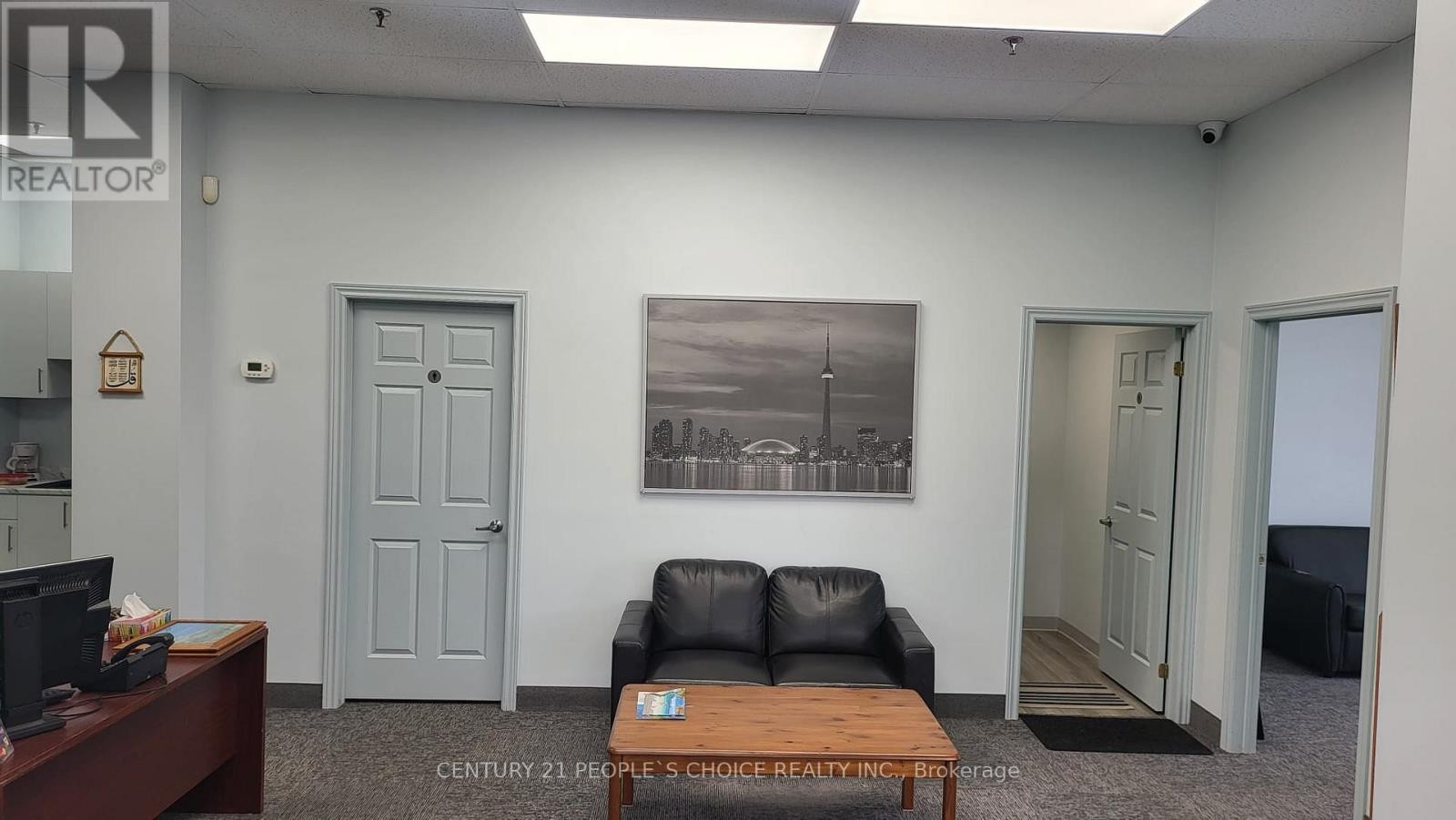 












# A - 1135 CRESTLAWN DRIVE

,
Mississauga (Northeast),




Ontario
L4W1A7

