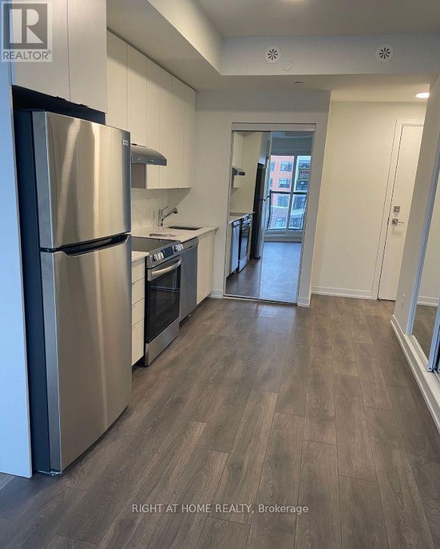 












503 - 135 CANON JACKSON DRIVE

,
Toronto (Brookhaven-Amesbury),




Ontario
M6M0C3

