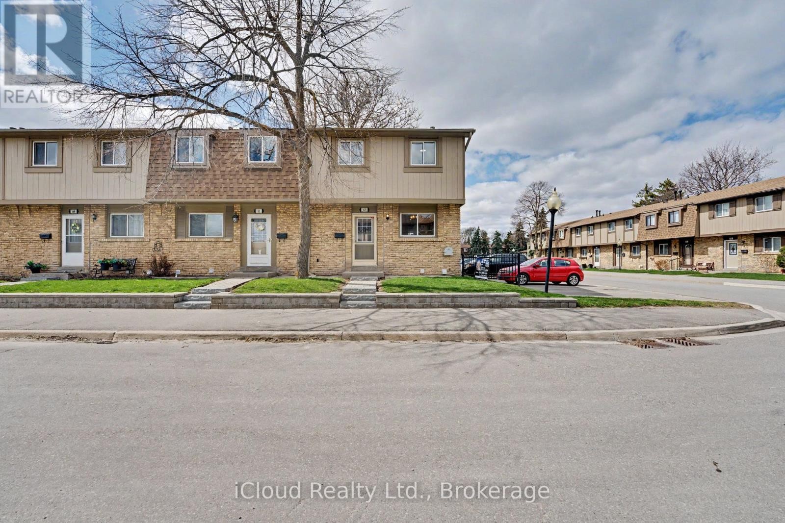 












62 - 81 HANSEN ROAD

,
Brampton (Madoc),




Ontario
L6V3C7

