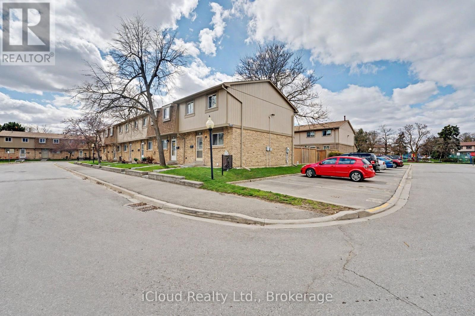












62 - 81 HANSEN ROAD

,
Brampton (Madoc),




Ontario
L6V3C7

