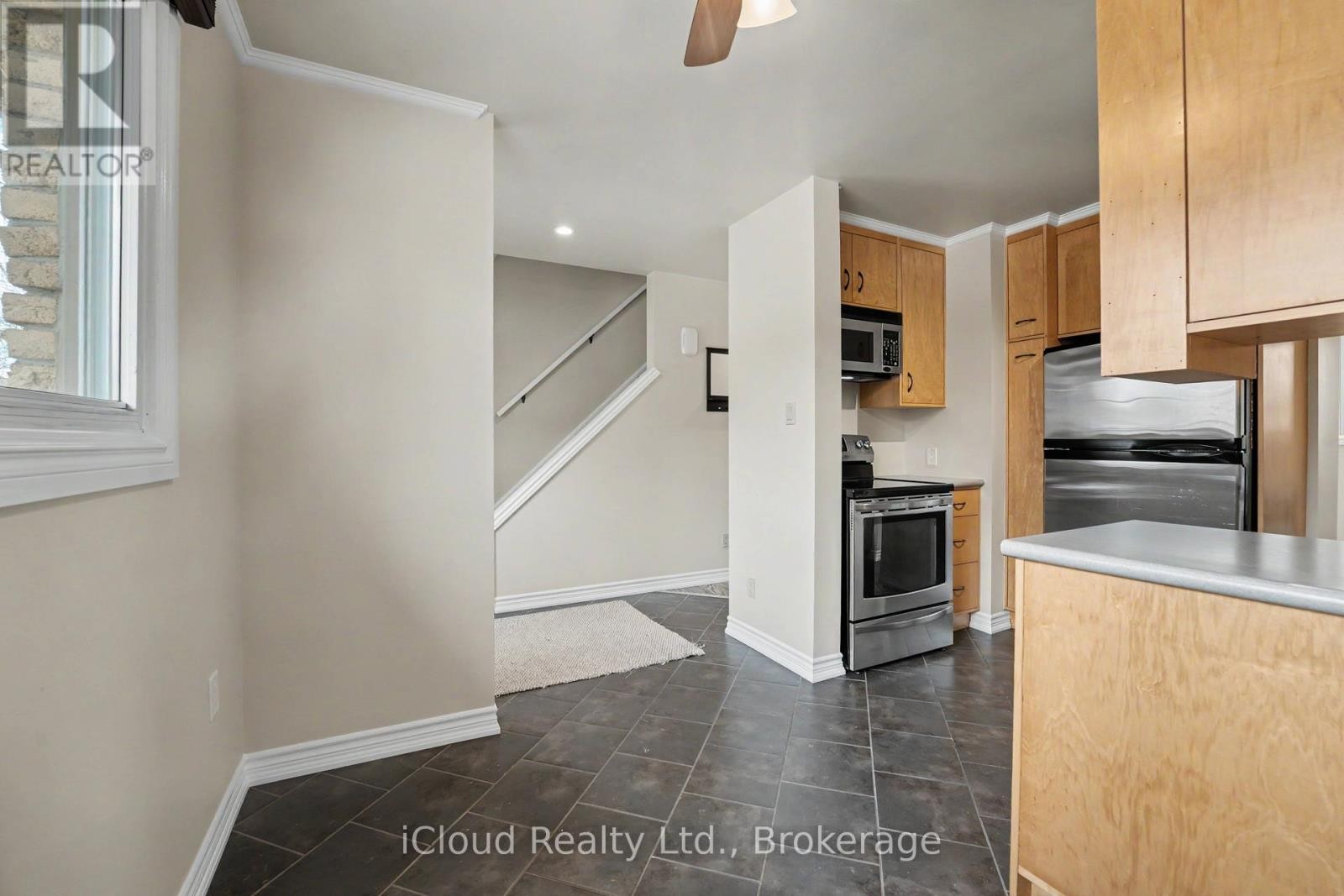 












62 - 81 HANSEN ROAD

,
Brampton (Madoc),




Ontario
L6V3C7

