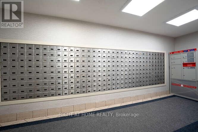 












707 - 18 KNIGHTSBRIDGE ROAD

,
Brampton (Queen Street Corridor),




Ontario
L6T3X5

