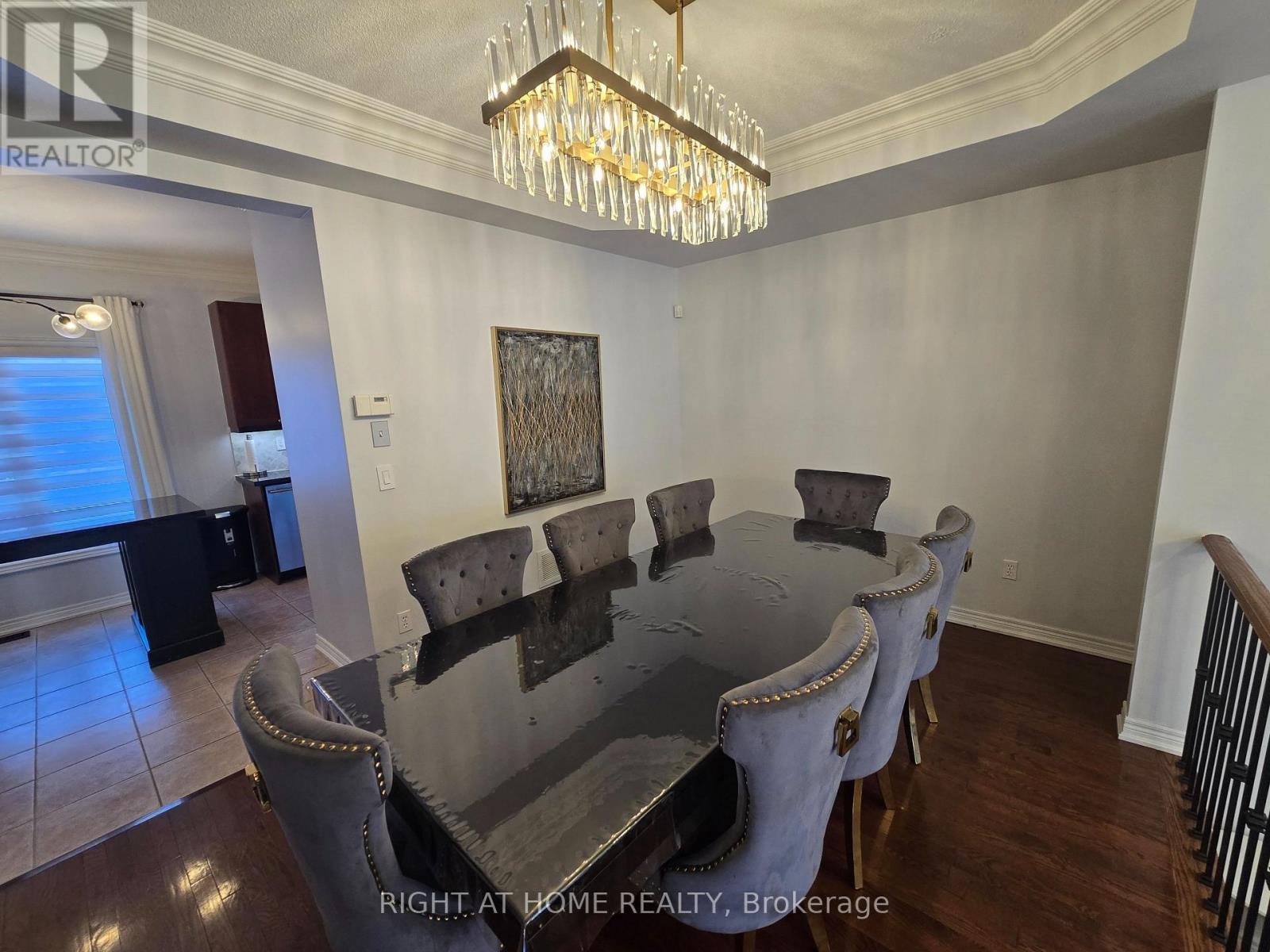 












3461 EGLINTON AVENUE

,
Mississauga (Churchill Meadows),




Ontario
L5M7T7

