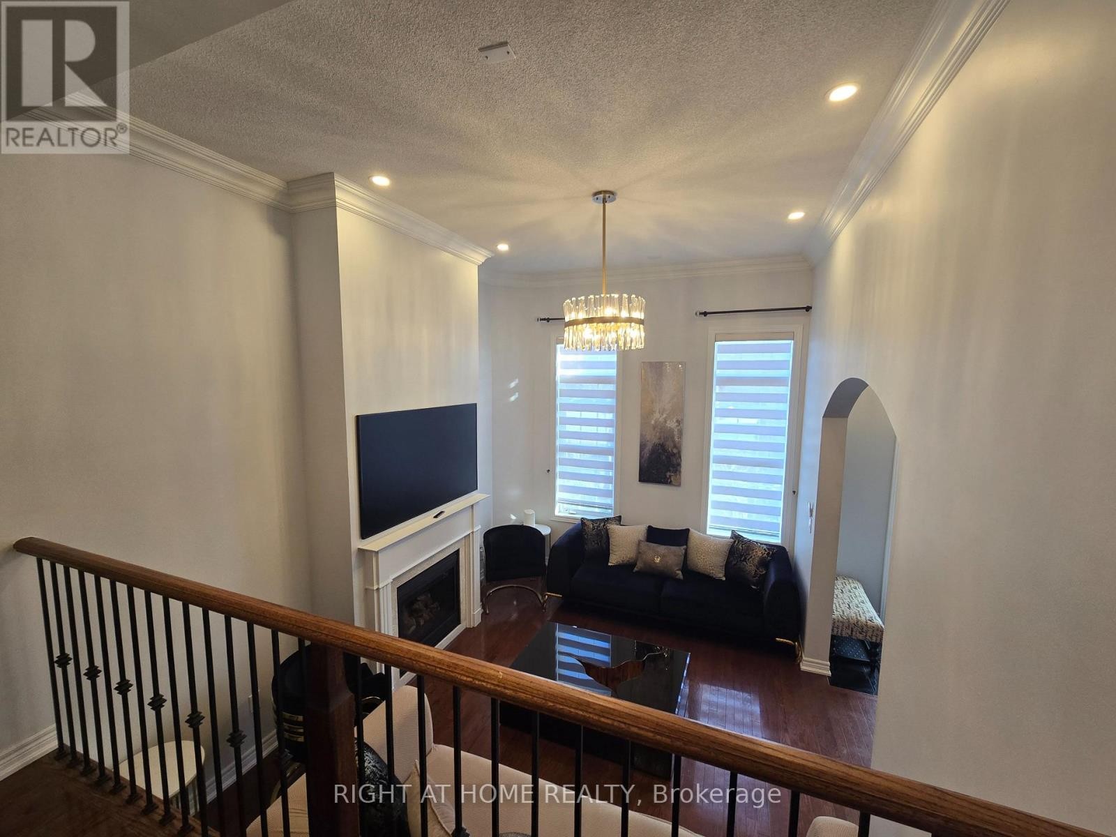 












3461 EGLINTON AVENUE

,
Mississauga (Churchill Meadows),




Ontario
L5M7T7

