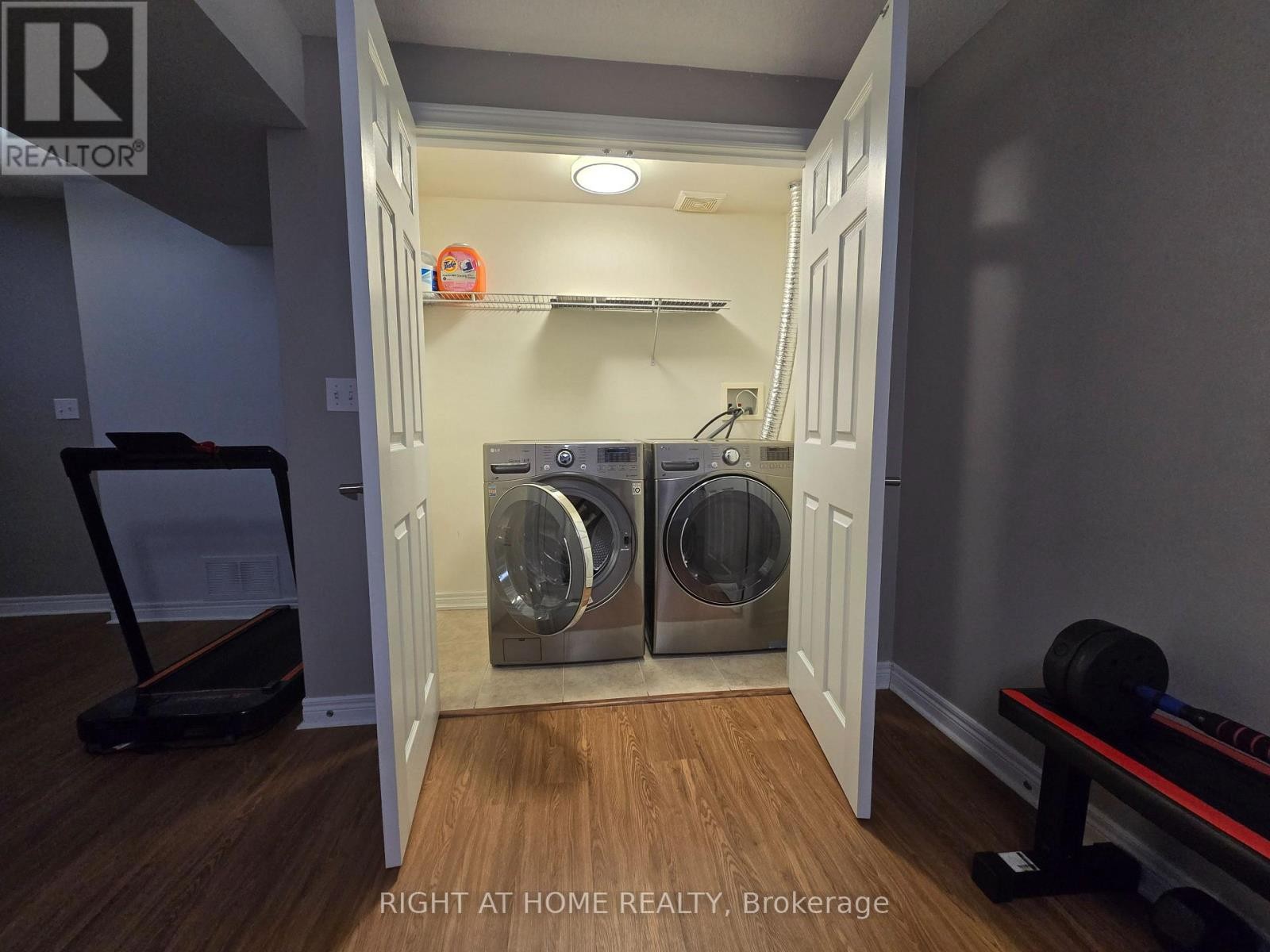 












3461 EGLINTON AVENUE

,
Mississauga (Churchill Meadows),




Ontario
L5M7T7

