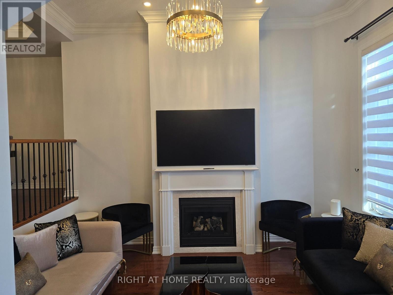 












3461 EGLINTON AVENUE

,
Mississauga (Churchill Meadows),




Ontario
L5M7T7

