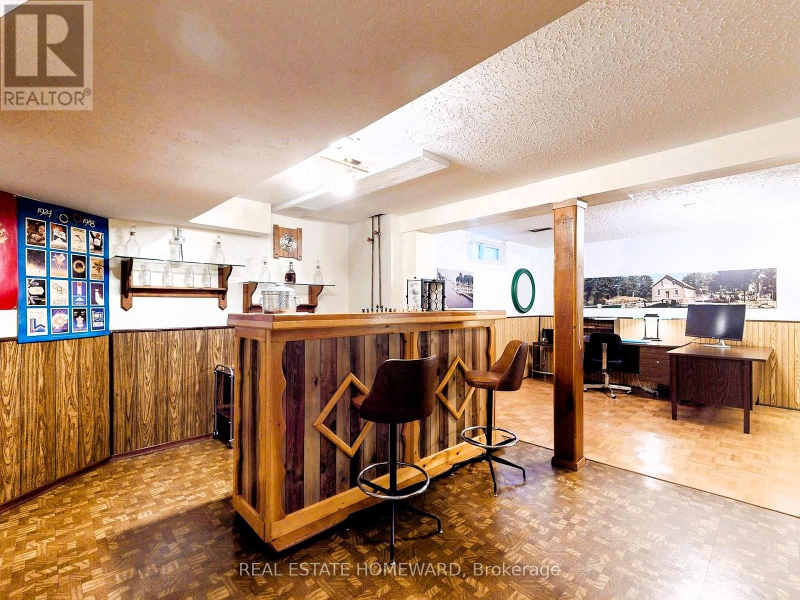 












3058 VIEWMOUNT ROAD

,
Oakville (WO West),




Ontario
L6L5M7

