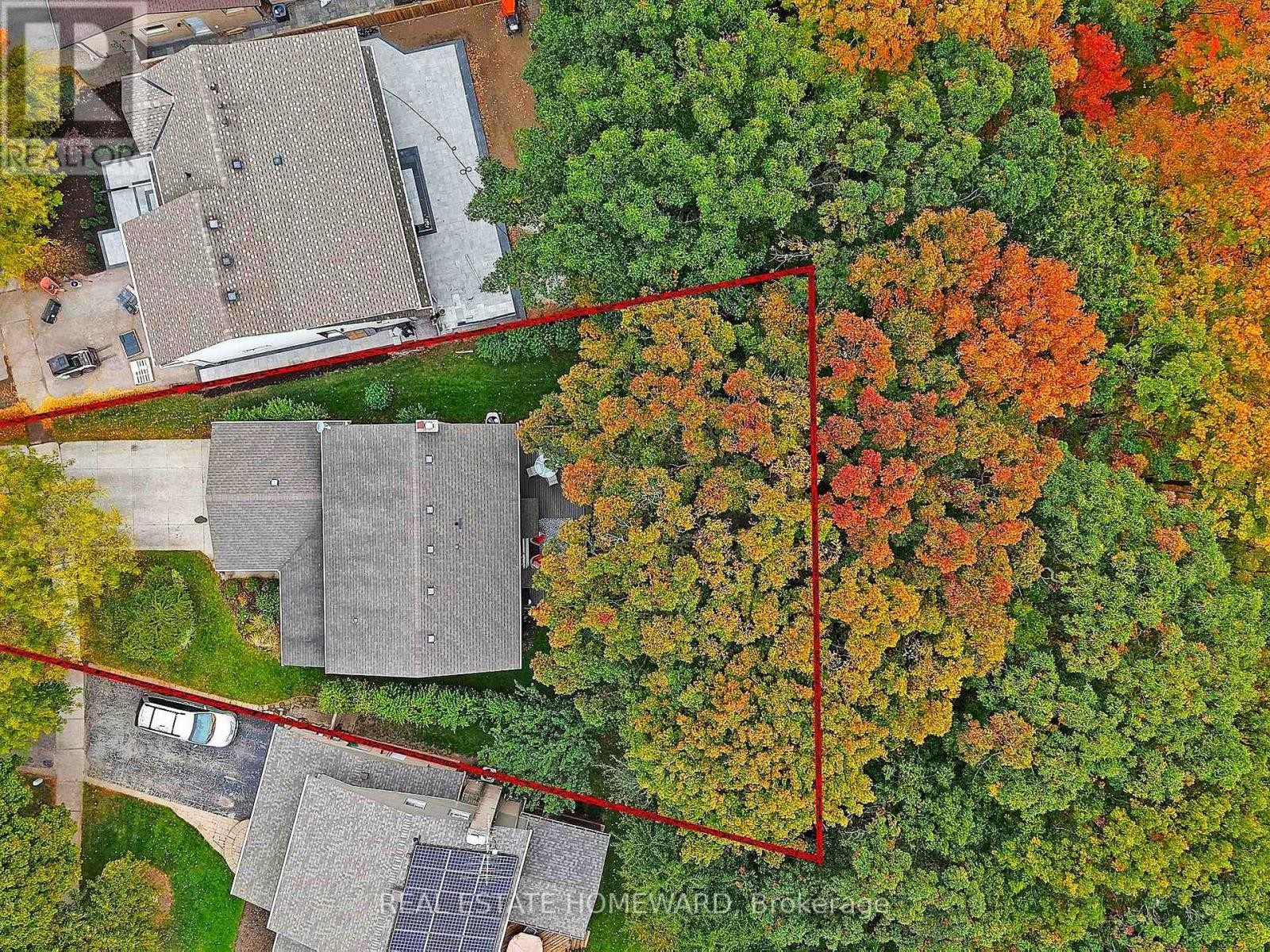 












3058 VIEWMOUNT ROAD

,
Oakville (WO West),




Ontario
L6L5M7

