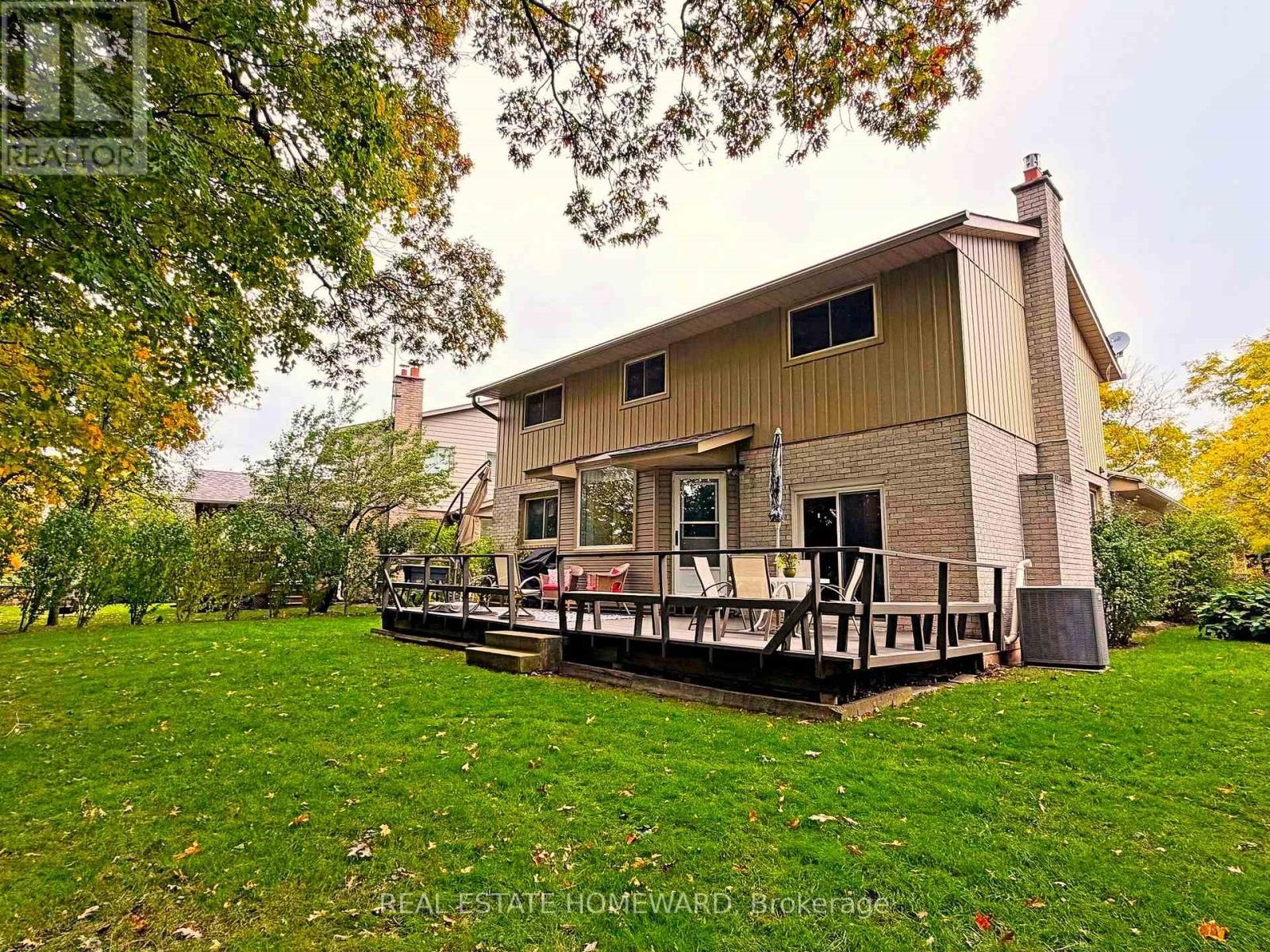 












3058 VIEWMOUNT ROAD

,
Oakville (WO West),




Ontario
L6L5M7

