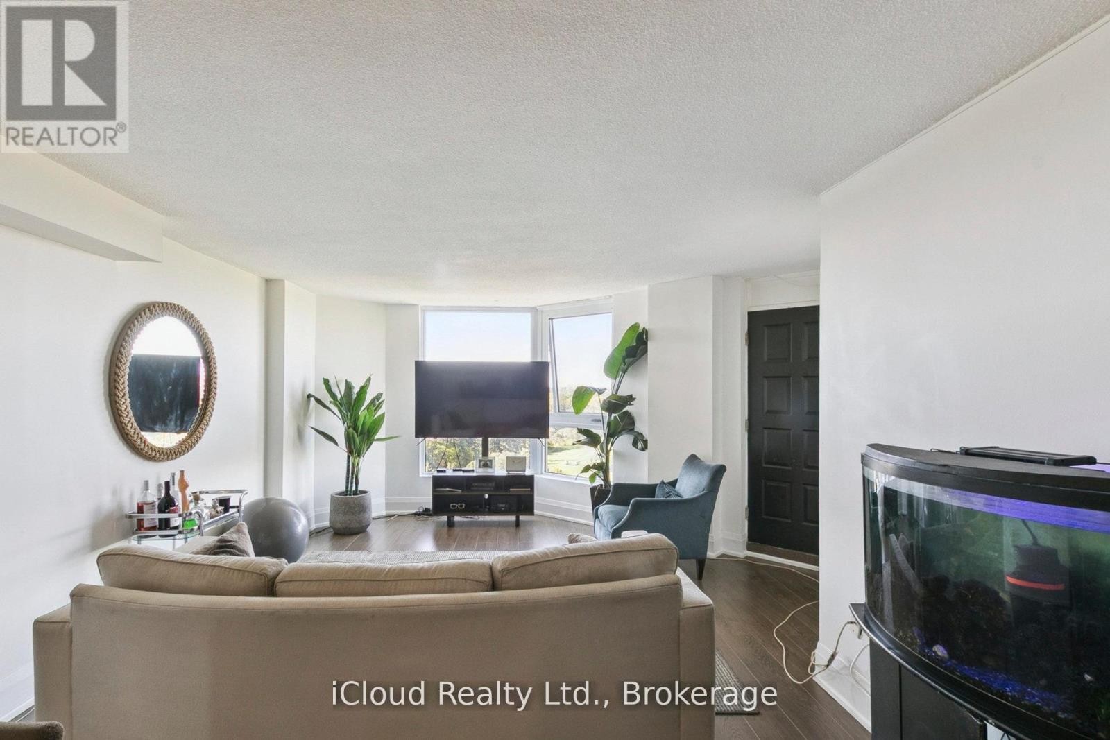 












1108 - 238 ALBION ROAD

,
Toronto (Elms-Old Rexdale),




Ontario
M9W6A7

