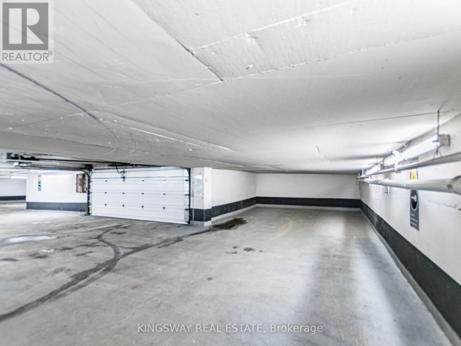 












7 - 3391 BLOOR STREET W

,
Toronto (Islington-City Centre West),




Ontario
M8X1G3

