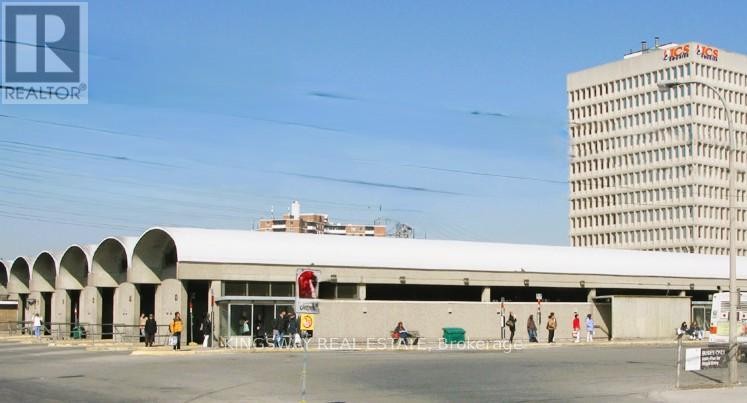 












7 - 3391 BLOOR STREET W

,
Toronto (Islington-City Centre West),




Ontario
M8X1G3

