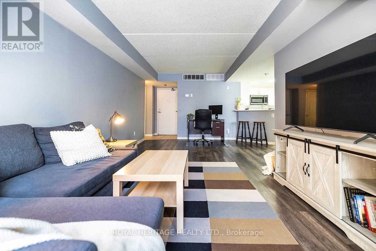 












109 - 3499 UPPER MIDDLE ROAD

,
Burlington (Headon),




Ontario
L7M4M7

