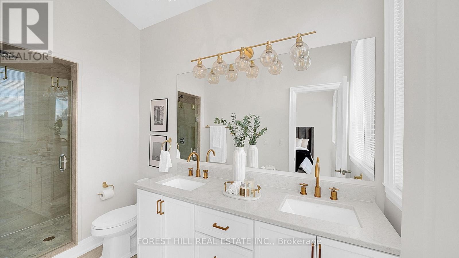 












1070 BRIAR HILL AVENUE

,
Toronto (Briar Hill-Belgravia),




Ontario
M6B1M7

