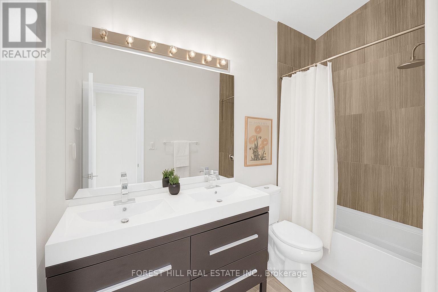 












1070 BRIAR HILL AVENUE

,
Toronto (Briar Hill-Belgravia),




Ontario
M6B1M7

