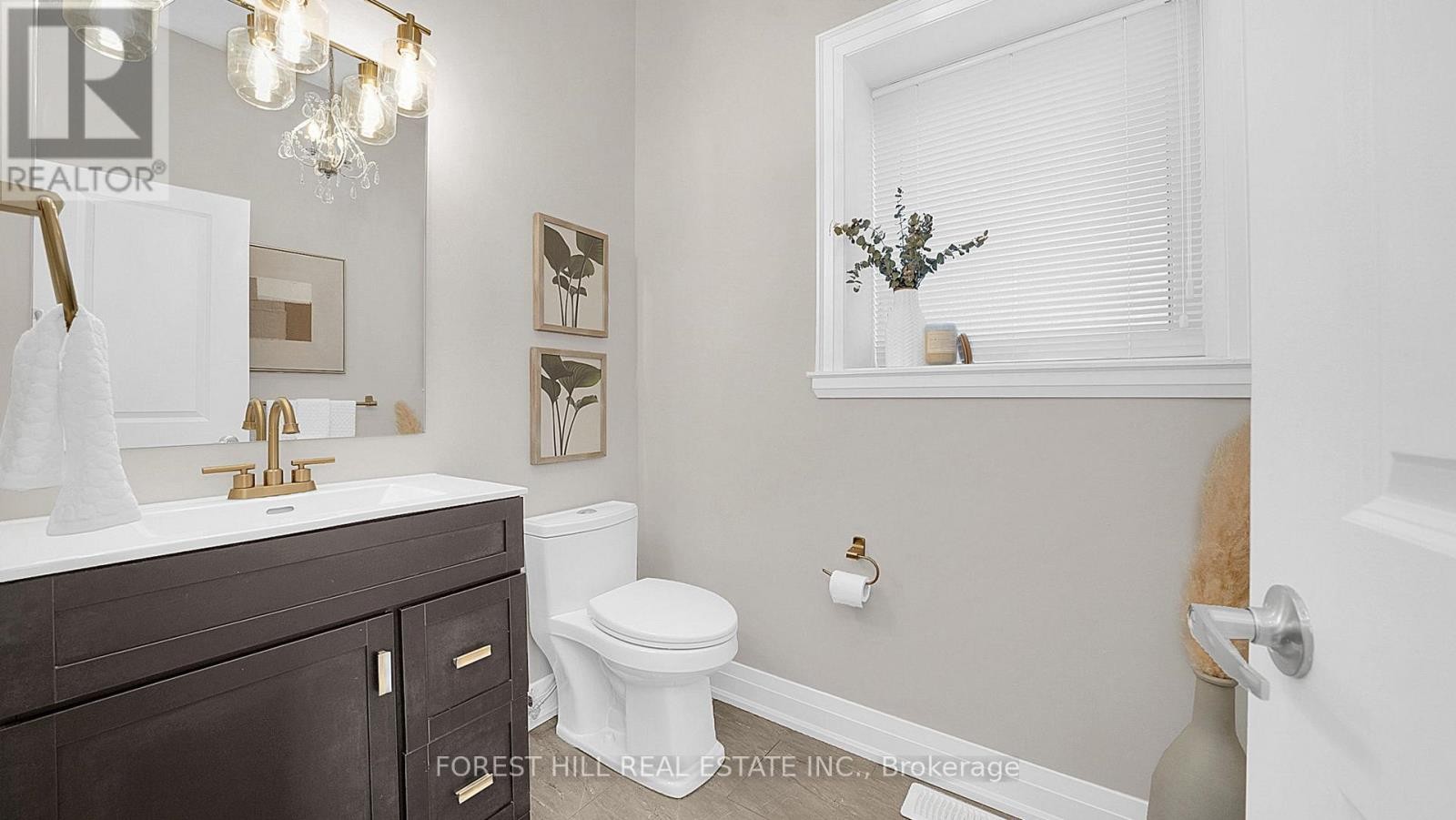 












1070 BRIAR HILL AVENUE

,
Toronto (Briar Hill-Belgravia),




Ontario
M6B1M7

