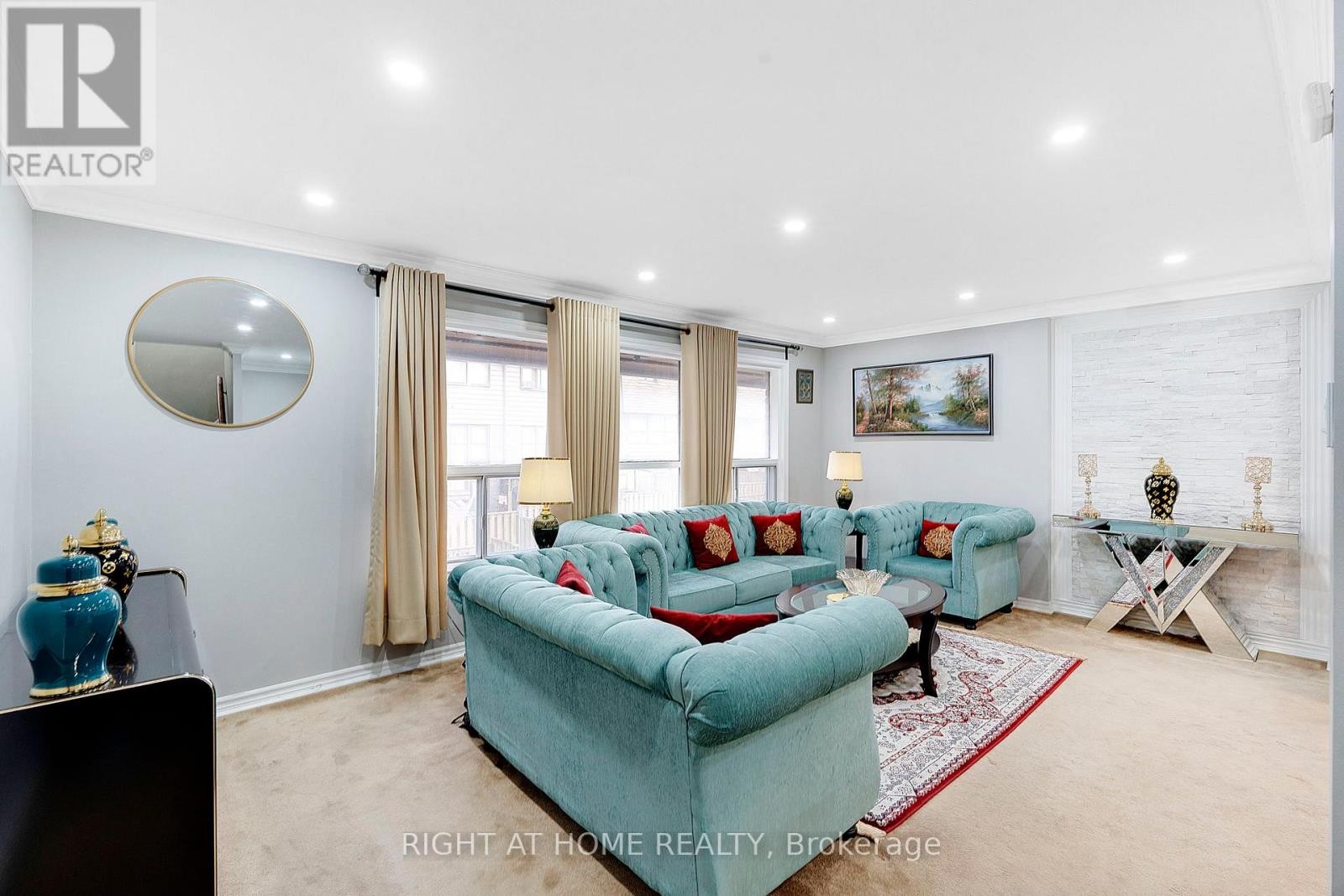 












154 - 180 MISSISSAUGA VALLEY BOULEVARD

,
Mississauga (Cooksville),




Ontario
L5A3M2

