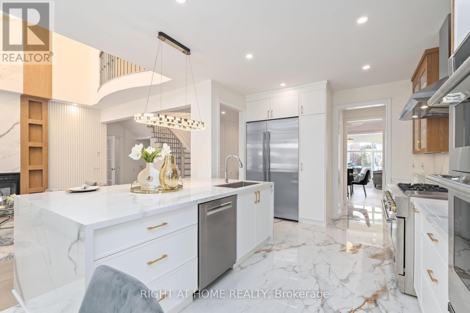 












3352 PETRIE WAY

,
Oakville (BR Bronte),




Ontario
L6L6V8

